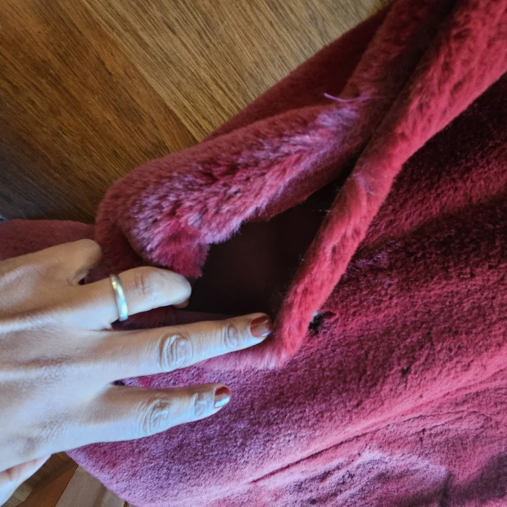 Wine Colored Faux Fur Coat - Picture 5 of 6